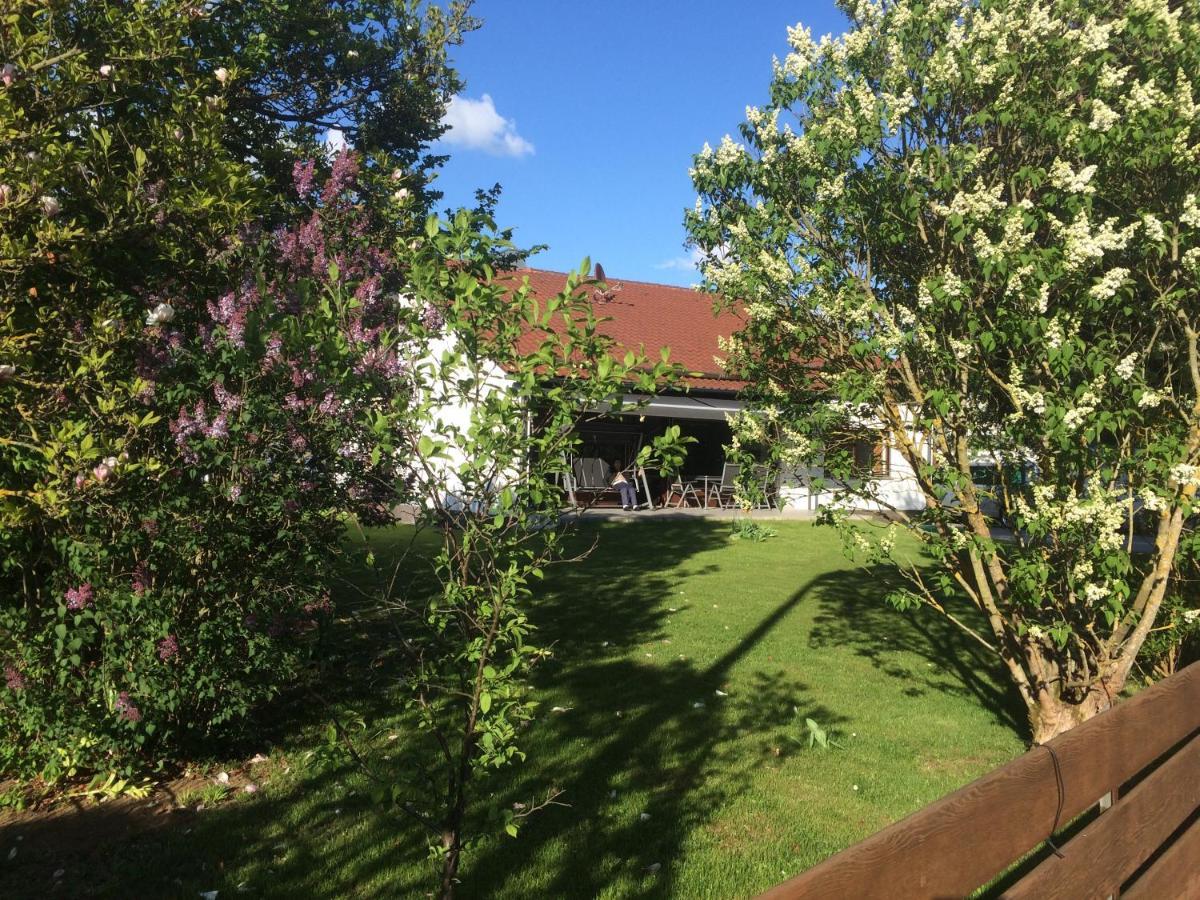 Familienzimmer Neumarkt in der Oberpfalz Exterior foto